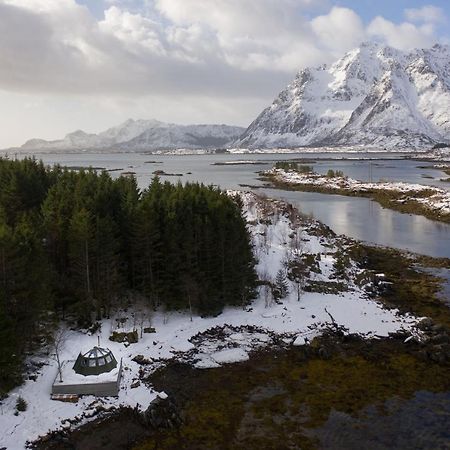 Flo Lofoten Eco Escape Hotel Valberg Exterior photo